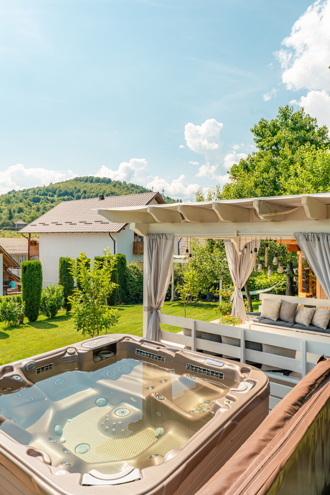 Jacuzzi Premium - imagine 1